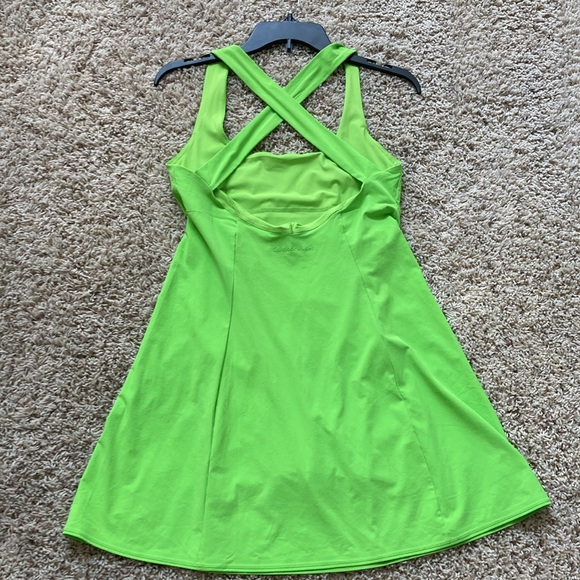 NWT Outdoor Voices Cross Back Athletic Tennis Dress Grasshopper - S - Picture 2 of 8